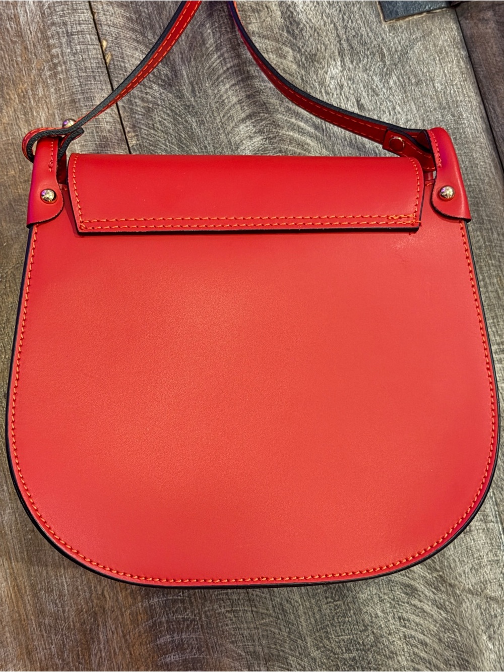 Florence exquisite Italian red leather Crossbody shoulder bag - Picture 9 of 11
